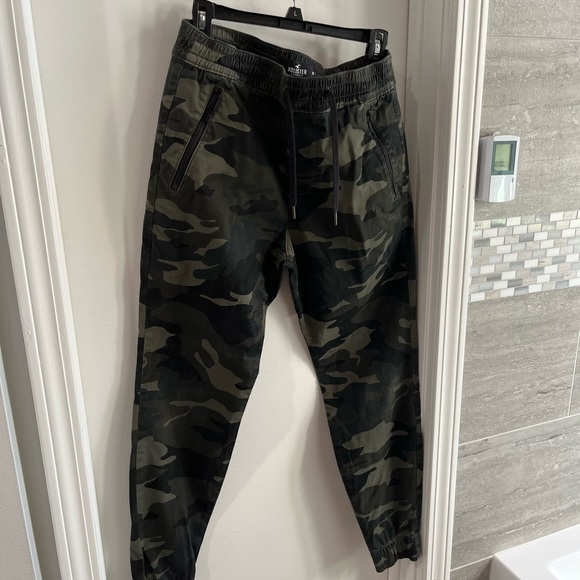 Hollister Pants - Hollister Skinny Jogger Advanced Stretch Size Medium